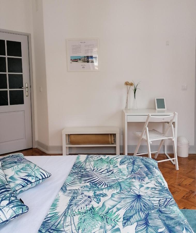 Hostel Rossio Alcobaca Luaran gambar